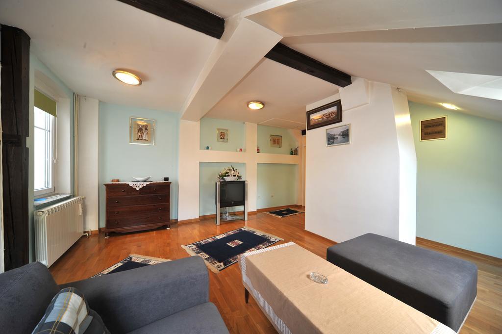 Apartment Resavska Belgrado Kamer foto