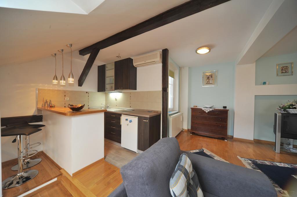Apartment Resavska Belgrado Kamer foto